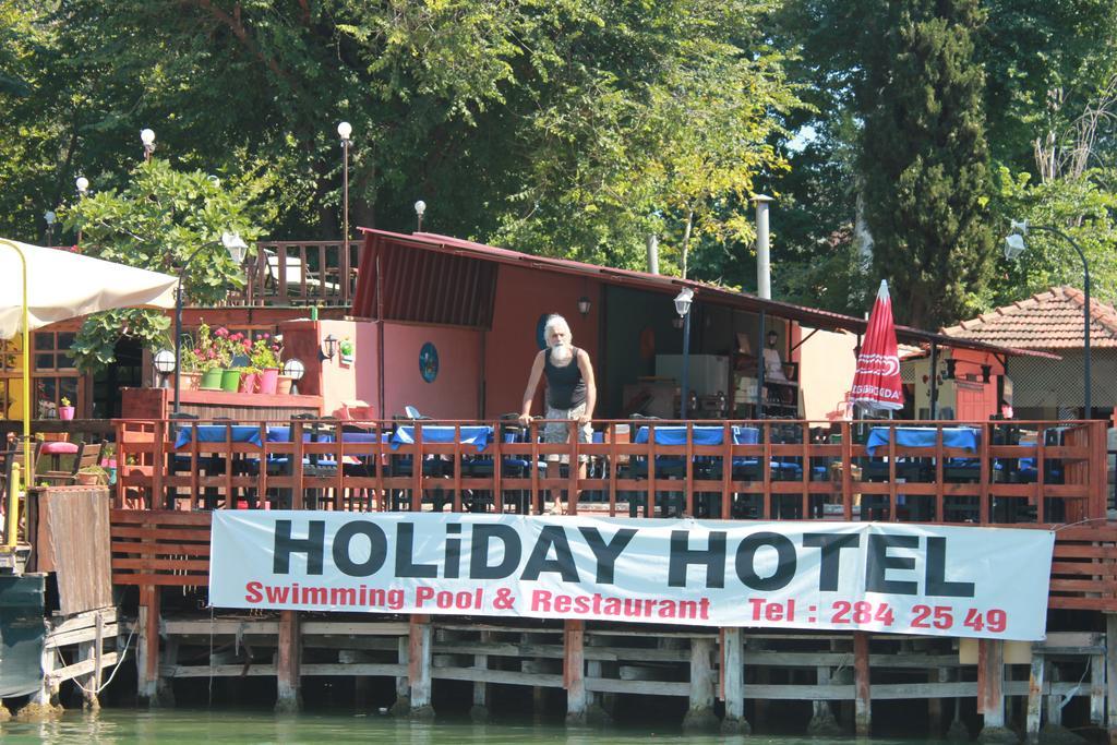 Holiday Hotel 达利安 外观 照片